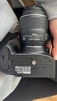 Nikon D5100 + AF-S NIKKOR 18-55mm 1:3.5 - 5.6G VR - 5