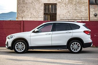BMW X1 sDrive 18i A/T - 5