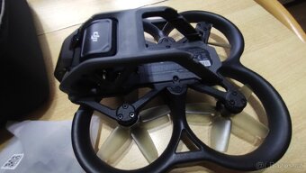 DJI AVATA + příslušenství ( bez brýlí) - 5