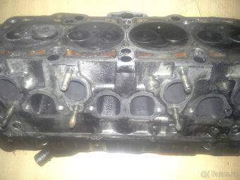 Hlava motoru 1.9 tdi PD - převložkované uložení vstřikovačů - 5