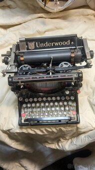 Psací stroj UNDERWOOD - 5