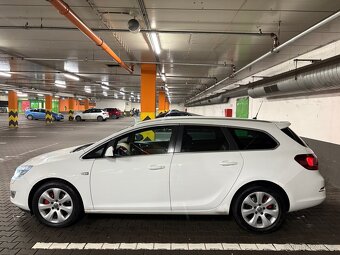 Opel Astra  1.7CDTI/92kw  Xenony Výbava - 5