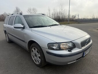 Volvo V70 2,5 Kombi STK 08/2027 - 5