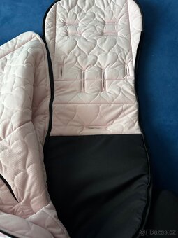 Nepadající deka s podložkou - 5