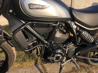 Ducati Scrambler 800 Dark - 5
