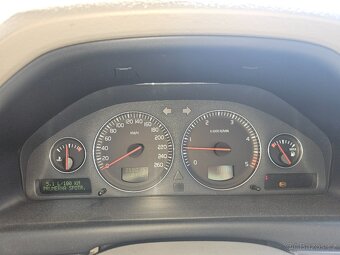 Volvo S80 D5-manuál - 5