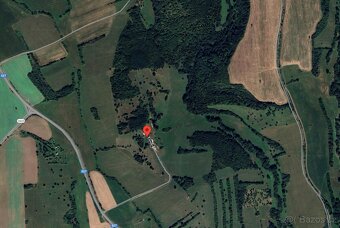 65 HEKTÁROV POZEMOK a USADLOSŤ S DOMAMI NA PREDAJ - 5
