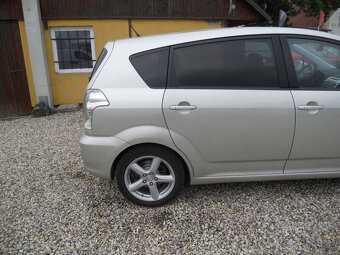 Toyota Corolla Verso 1.8 VVTi 95KW 7MístServiska - 5