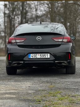 OPEL INSIGNIA GSi - 5