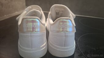 Tenisky Adidas Grand Court velikost 33 - 5