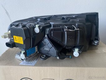 Xenony Škoda Superb - 5