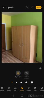 Šatní skříň a televizní stolek - 5