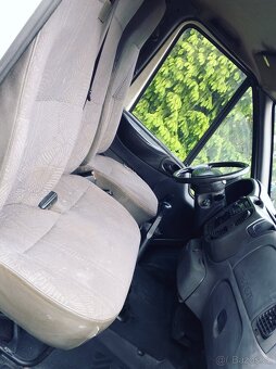Ford Transit 2.0 TDDI DURATORQ 73 kW r.v. 2002 - 5