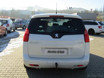 Peugeot 5008 1.6HDi , 82 kW nafta, 2011 - 5