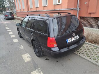 Volkswagen Golf 4 - 1.6i 74kw Nová STK - 5