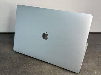 MacBook Pro 16'' 2019 / i9 / 16GB / 1TB SSD / Silver - DPH - 5