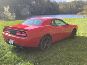 Dodge Challenger 5.7 2019 37tis km - 5