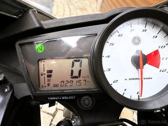 Yamaha YZF-R125 - 5