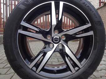 ZÁNOVNÍ ZIMNÍ ORIGINÁL VOLVO 19" 235/55R19 Michelin - 5