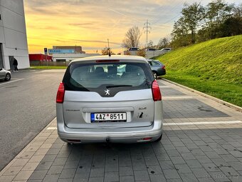 Peugeot 5008 1.6HDI, 5 míst,Rok:2011,Automat,Slušný stav - 5