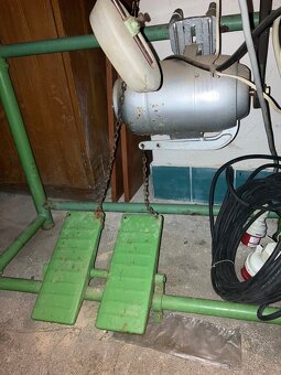 Průmyslový šicí stroj Minerva - 5