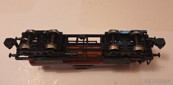 Vlácky TT. Vagon na cisternu; dlouhý - 5