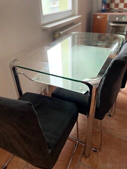 Skleněný stůl za odvoz - 5