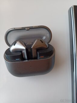SAMSUNG Galaxy Buds 3 Silver  originál - 5