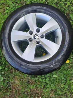 Alu kola 5x112 originál Škoda 215/60 R16 - 5