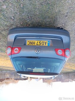 Volkswagen Passat 3C B6 2,0tdi - 5