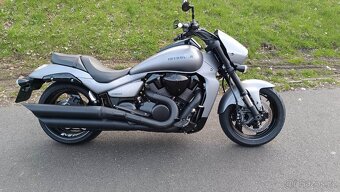 Suzuki Intruder M1800R - 5