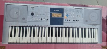 klávesy YAMAHA PSR E323 - 5