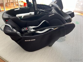 Autosedačka Maxi-Cosi Cor 360 + základna FamilyFix 360 - 5