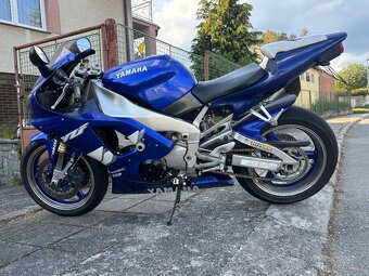 Yamaha R1 1999 - 5