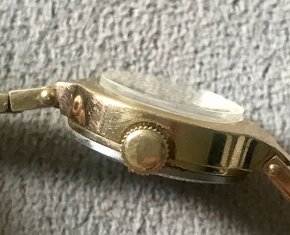 dámské pozlacené hodinky Zaria 17 jewels USSR-funkční - 5