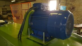 Nabízíme Frézu kulatiny BT-180 - 5