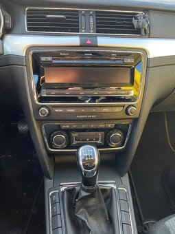 Škoda Superb 2.0 TDi 103 kW, r.v. 2010 - 5