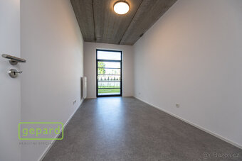 Prodej bytu v novostavbě 2+kk, 58m2 se zahradou 41m2 v proje - 5