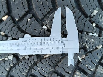 Zimní pneumatiky a 185/65 R14 vzorek 7mm s disky 4x108 - 5