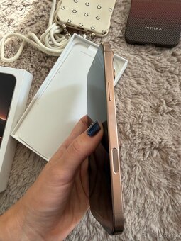 iPhone 16 pro max 256 - 5