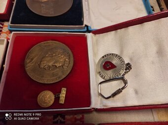 Plakety s medajle - 5