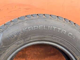 Zimní Nokian 225/70/15C - 5