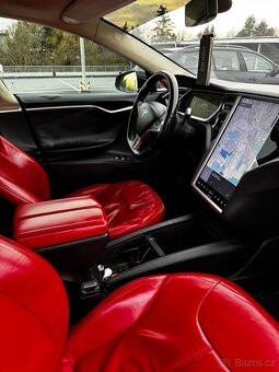 Tesla model S / nabíjení zdarma / nový motor - 5