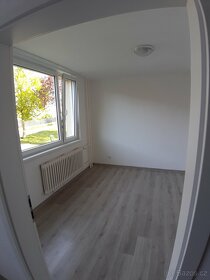 Pronájem bytu 3+1 66m² Olomouc-Holice - 5