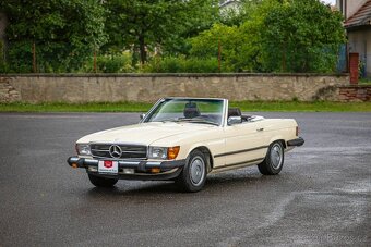 Mercedes-Benz SL 380 R107 - 5