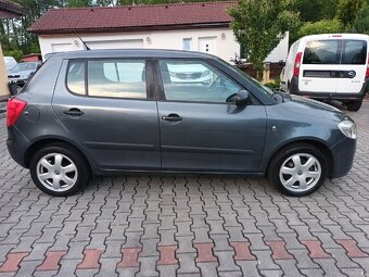 Škoda Fabia 1.2Htp 44KW 2010 klima dvoje kola - 5