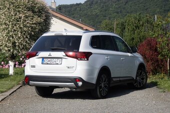Mitsubishi Outlander 2.0 MIVEC Intense 4WD CVT - 5
