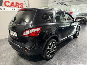 Nissan Qashqai 2,0 i +2 7 MÍST PANO KAMERA - 5