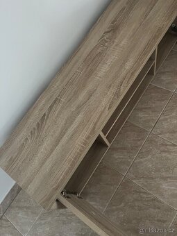 TV stolek HASLUND z Jysku - 5