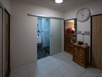 Byt 3+1 v OV po rekonstrukci, 84,6 m2 s prosklenou lodžií - - 5